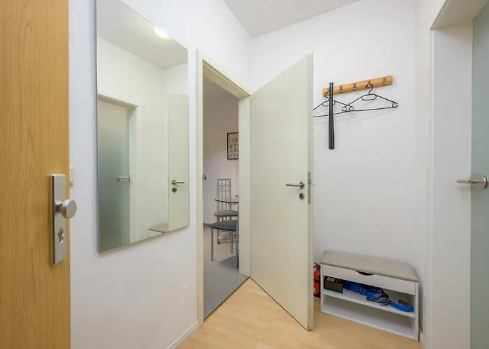 Zentral Fewo - Eg - Karli - 30qm - Kueche - Disneyplus * Lipsk