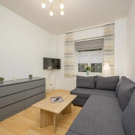 Zentral Fewo - Eg - Karli - 30qm - Kueche - Disneyplus * Leipzig