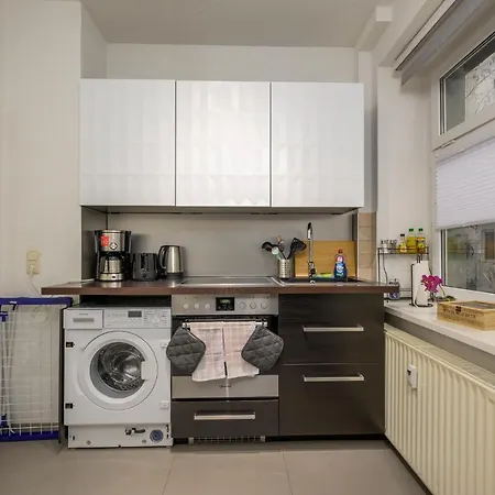 Apartmán Zentral Fewo - Eg - Karli - 30qm - Kueche - Disneyplus *