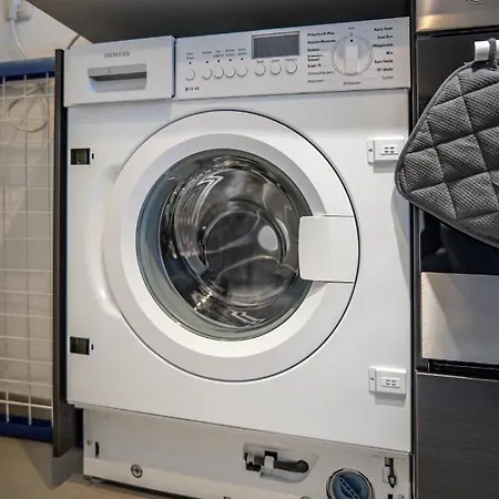 Zentral Fewo - Eg - Karli - 30qm - Kueche - Disneyplus Apartment Leipzig